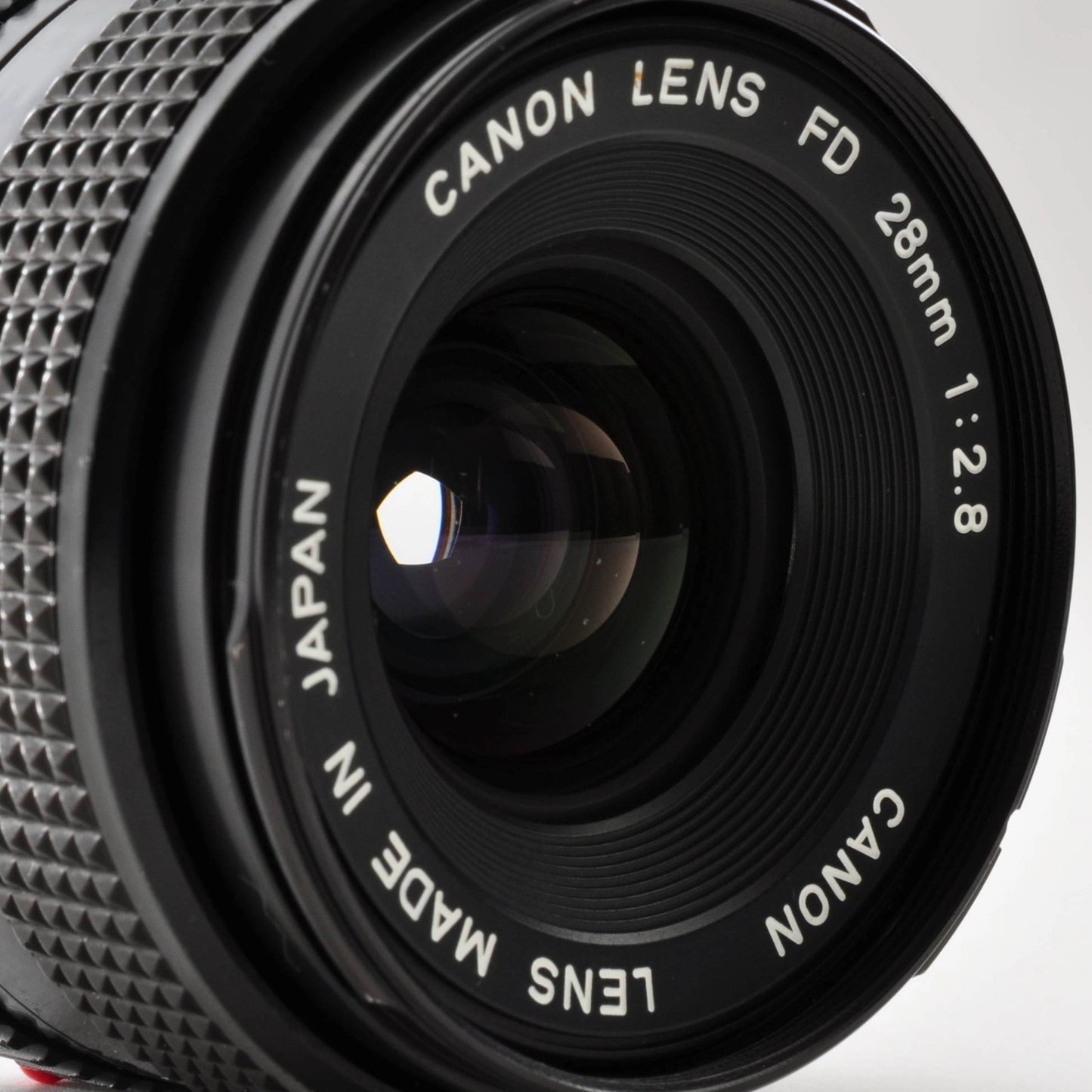 Canon NEW FD NFD 28mm f/2.8 MF Wide Angle Lens Near Mint From Japan 0307
