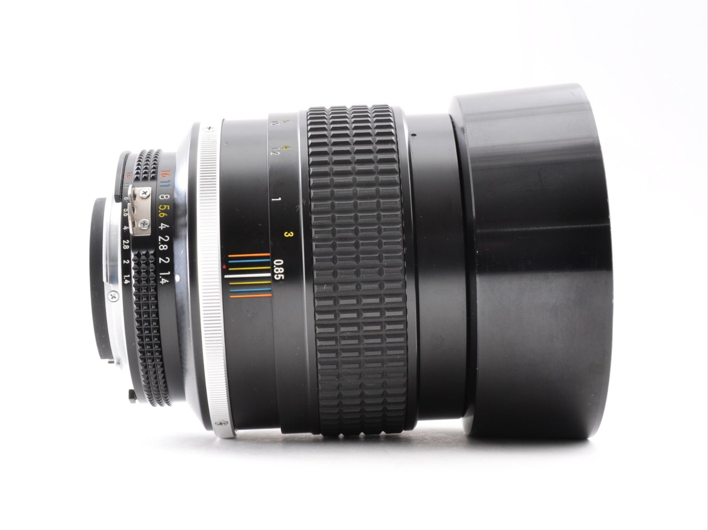 Nikon Ai-s Ais NIKKOR 85mm F/1.4 Portrait MF Lens w/Hood Excellent5 Japan 0235
