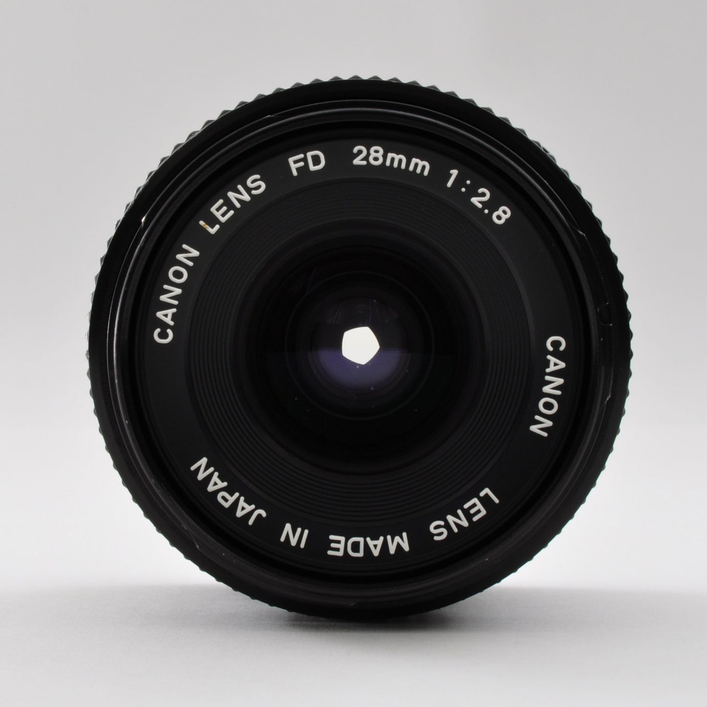 Canon NEW FD NFD 28mm f/2.8 MF Wide Angle Lens Near Mint From Japan 0307