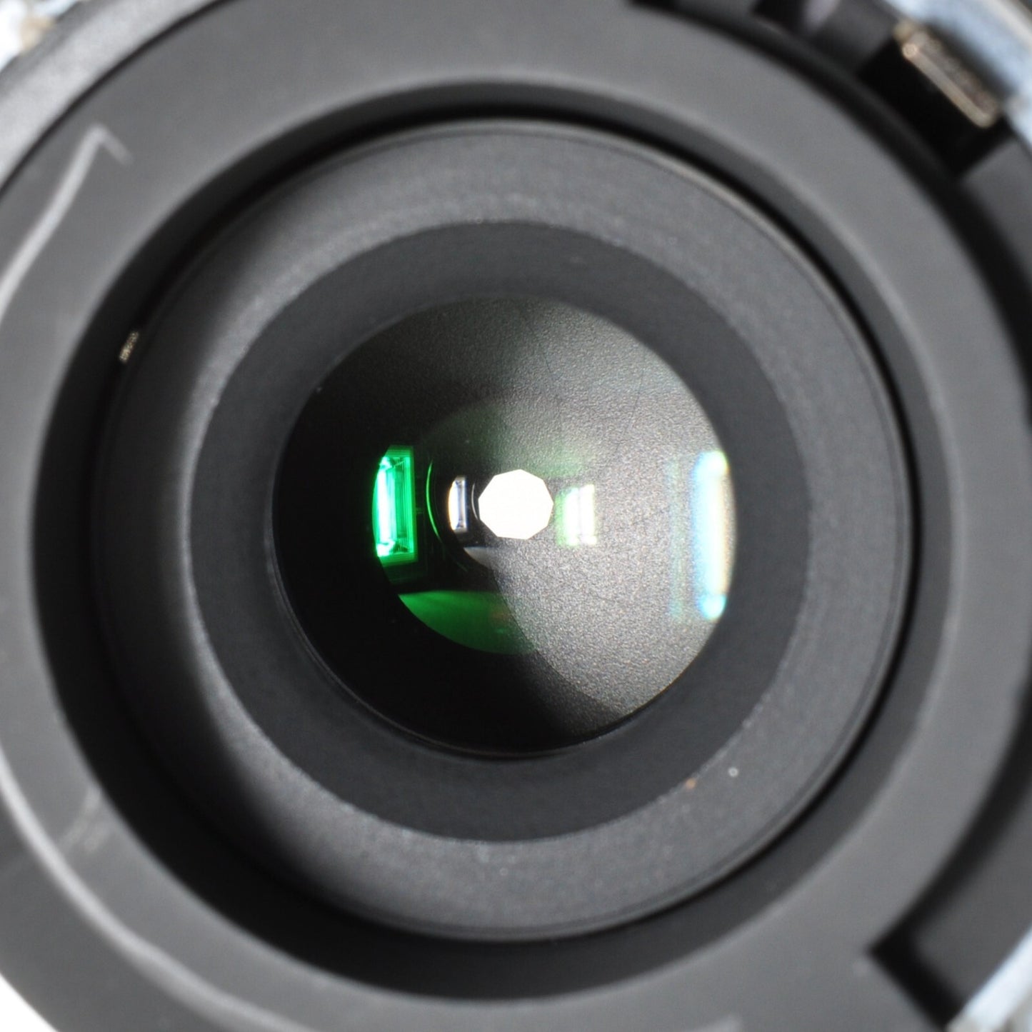 Nikon AF NIKKOR 28-70mm F/3.5-4.5 Auto Focus Zoom Lens Near Mint w/Filter Japan