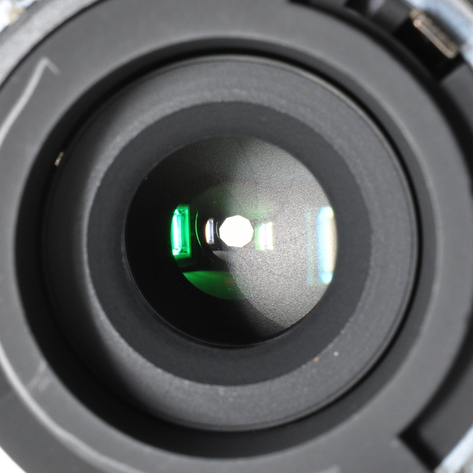 Nikon AF NIKKOR 28-70mm F/3.5-4.5 Auto Focus Zoom Lens Near Mint w/Filter Japan