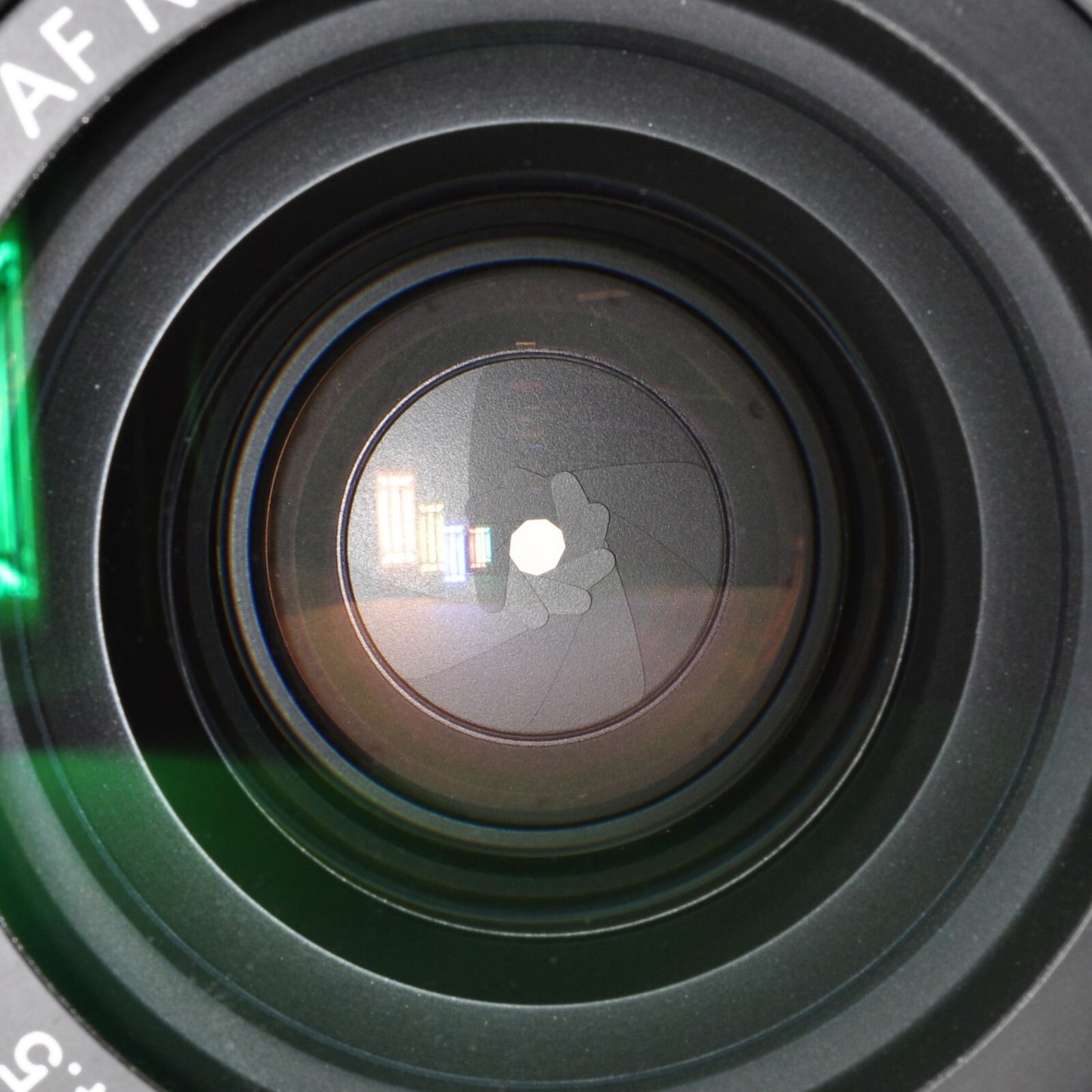 Nikon AF NIKKOR 28-70mm F/3.5-4.5 Auto Focus Zoom Lens Near Mint w/Filter Japan