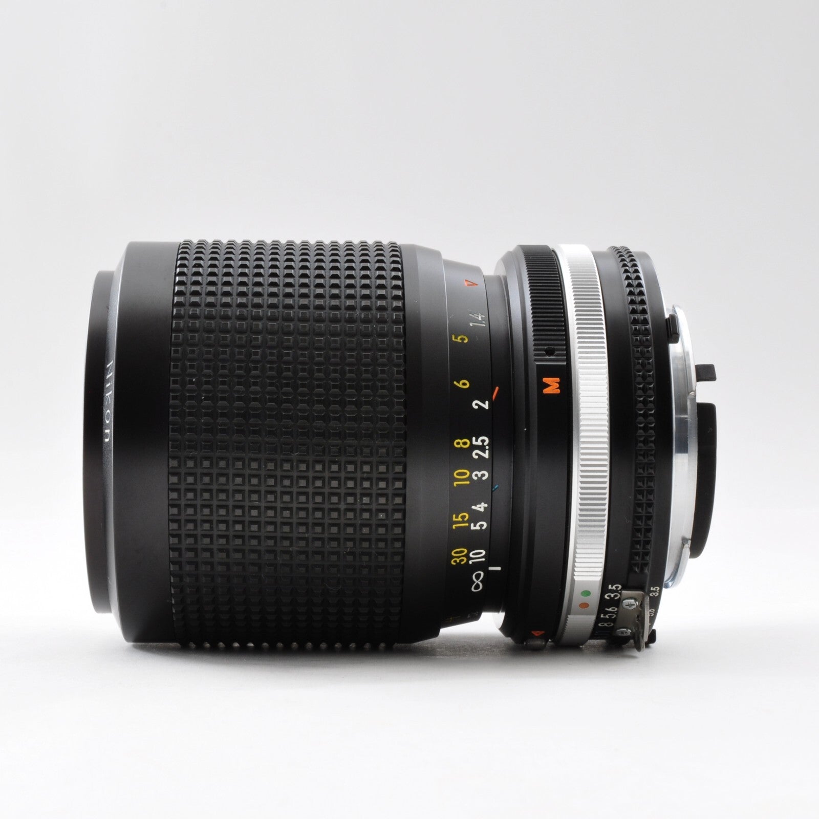 Nikon Ai-s Zoom NIKKOR 35-105mm F/3.5-4.5 MF Lens Near Mint From Japan
