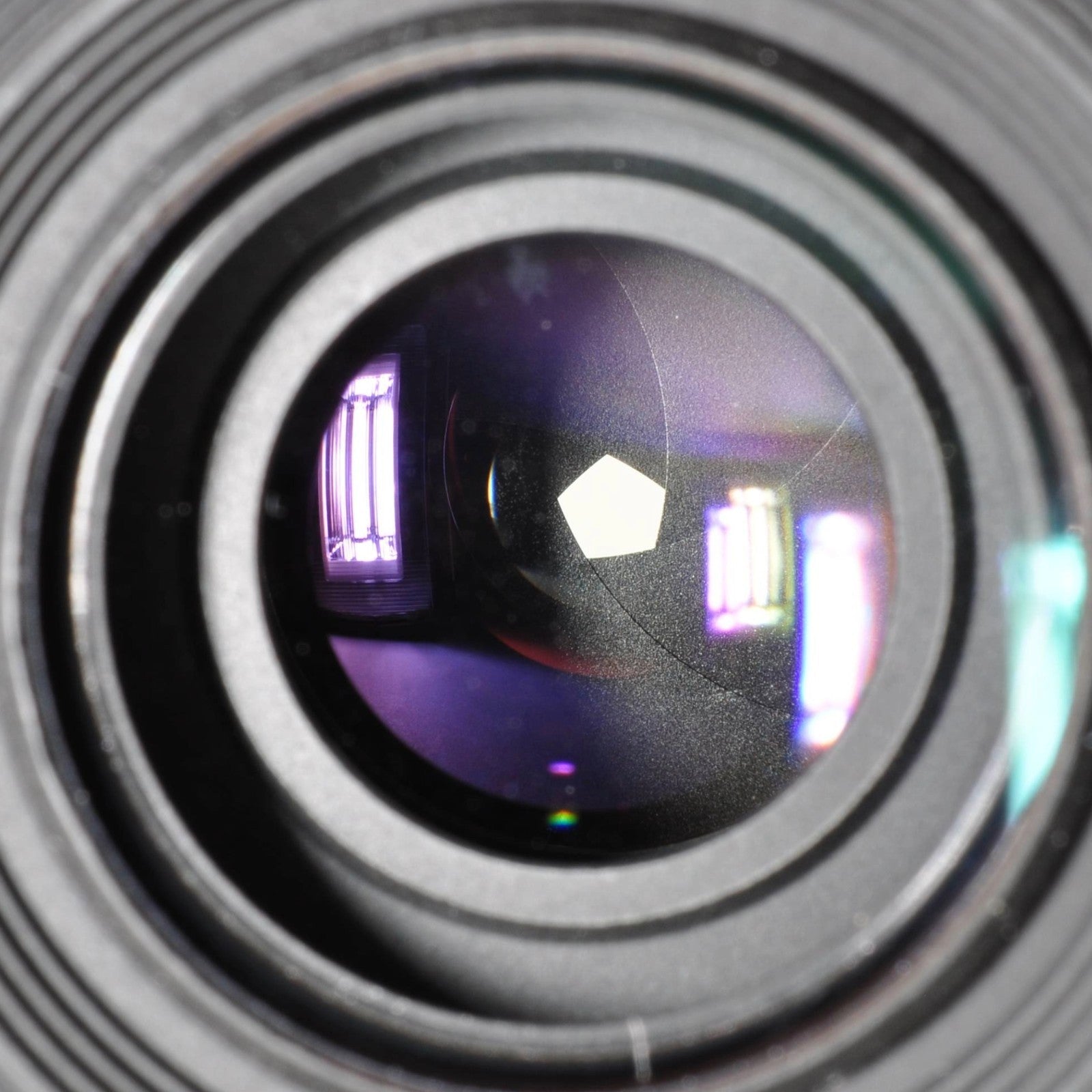 Canon New FD 35-70mm F/3.5-4.5 MF Macro Lens Excellent+++ From Japan 0295