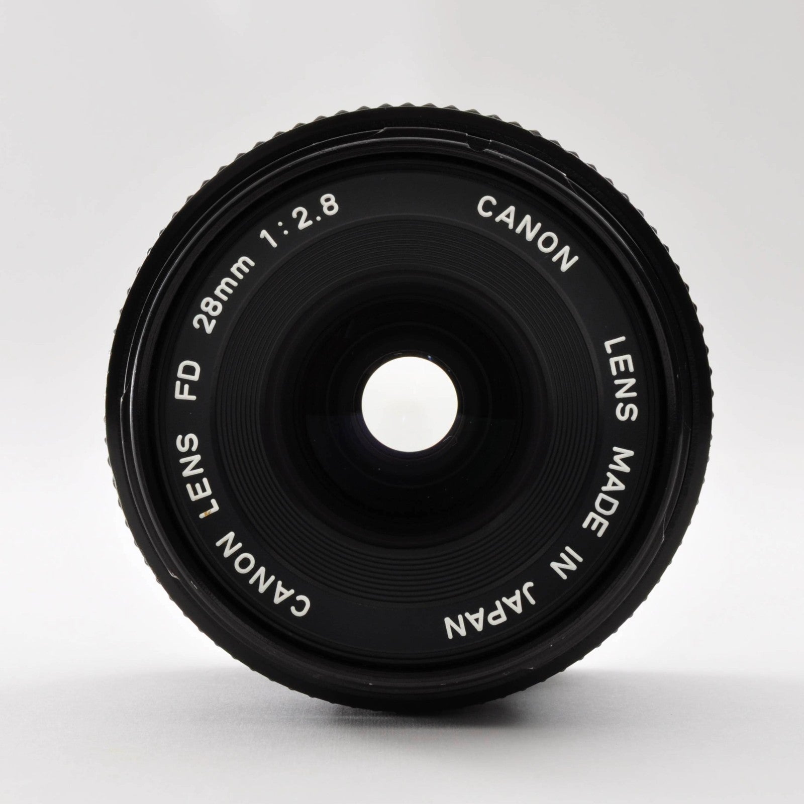 Canon NEW FD NFD 28mm f/2.8 MF Wide Angle Lens Near Mint From Japan 0307