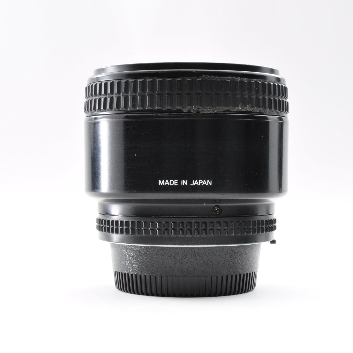 Nikon AF Nikkor 85mm F/1.8 D Portrait Lens w/Hood Excellent+++++ From Japan 0240