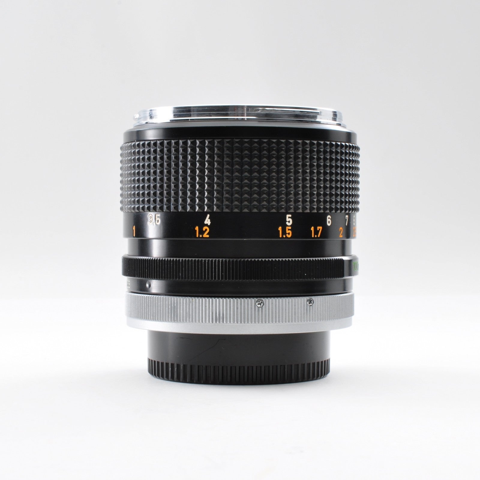 Canon FD 100mm f/2.8 Silver Nose Portrait Lens Near Mint | Japan