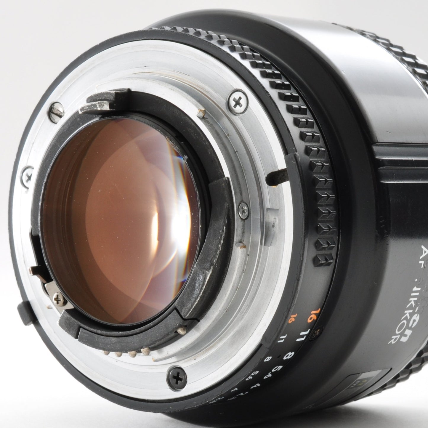 Nikon AF Nikkor 85mm F/1.8 D Portrait Lens w/Hood Excellent+++++ From Japan 0240