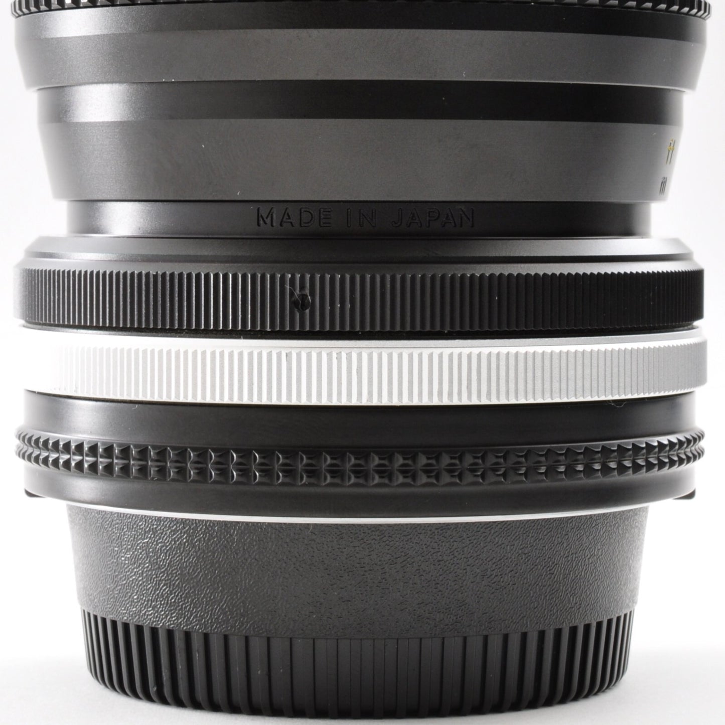 Nikon Ai-s Zoom NIKKOR 35-105mm F/3.5-4.5 MF Lens Near Mint From Japan