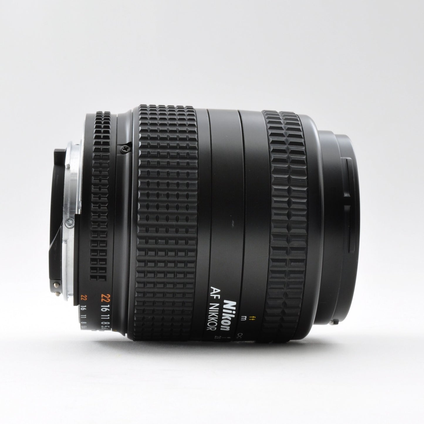 Nikon AF NIKKOR 28-70mm F/3.5-4.5 Auto Focus Zoom Lens Near Mint w/Filter Japan