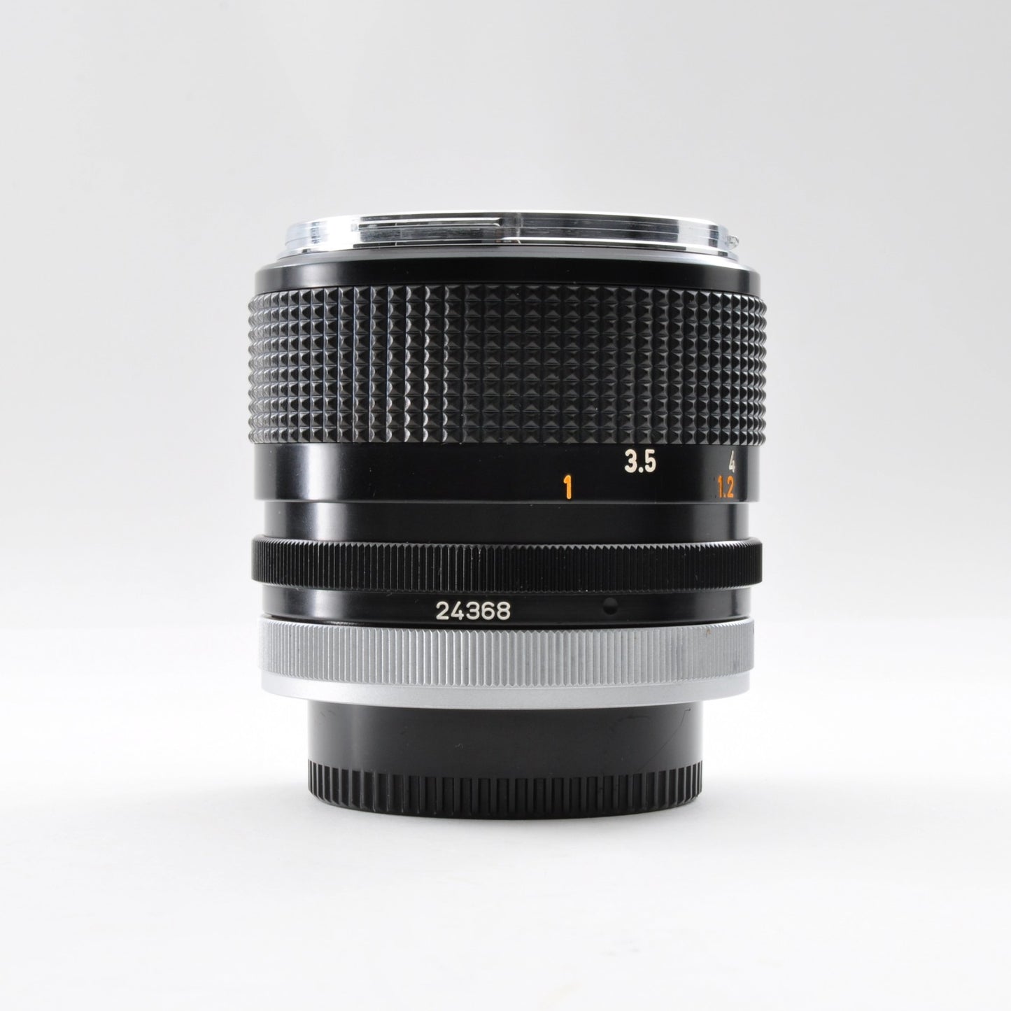 Canon FD 100mm f/2.8 Silver Nose "O" Portrait Prime MF Lens NEAR MINT Japan 0305