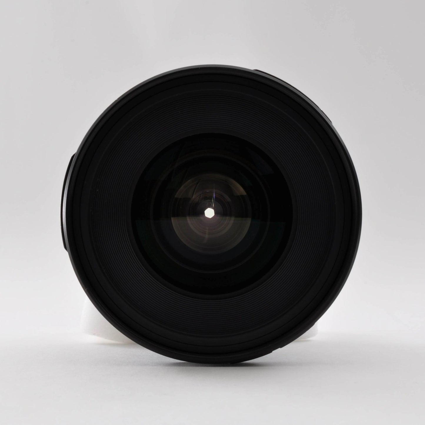 Canon New FD NFD 20mm f/2.8 MF Wide Angle Lens Excellent+++ From Japan y0121