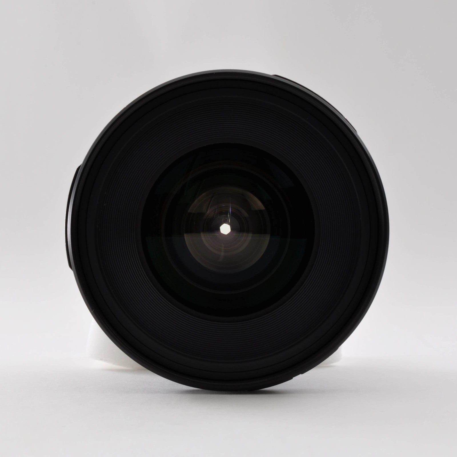 Canon New FD NFD 20mm f/2.8 MF Wide Angle Lens Excellent+++ From Japan y0121
