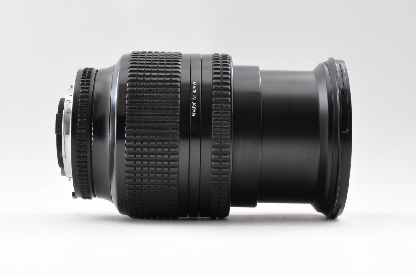 Nikon AF Nikkor 24-120mm F/3.5-5.6 D Zoom Lens FX Classic Camera SLR Japan y0095