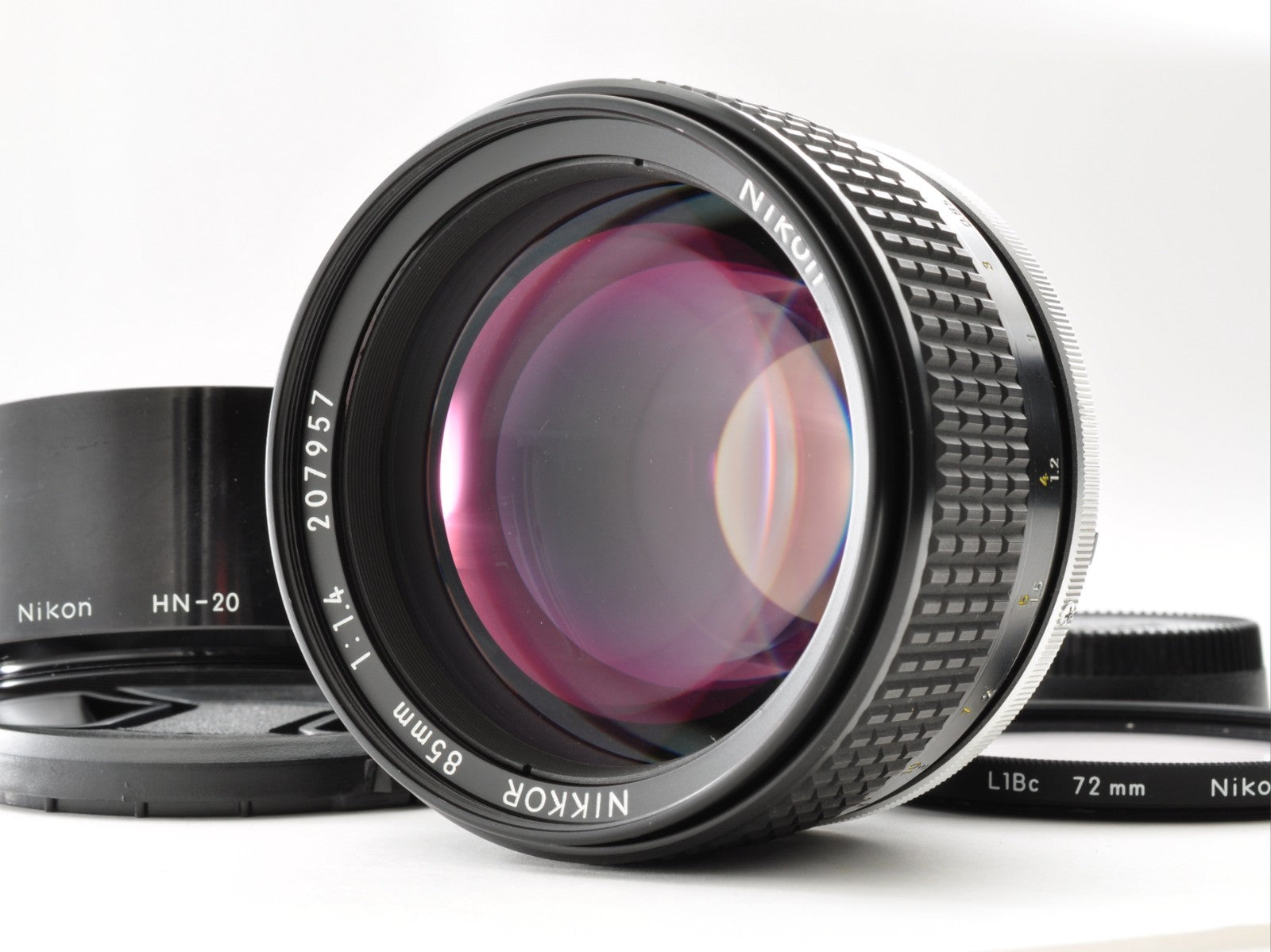 Nikon Ai-s Ais NIKKOR 85mm F/1.4 Portrait MF Lens w/Hood Excellent5 Japan 0235