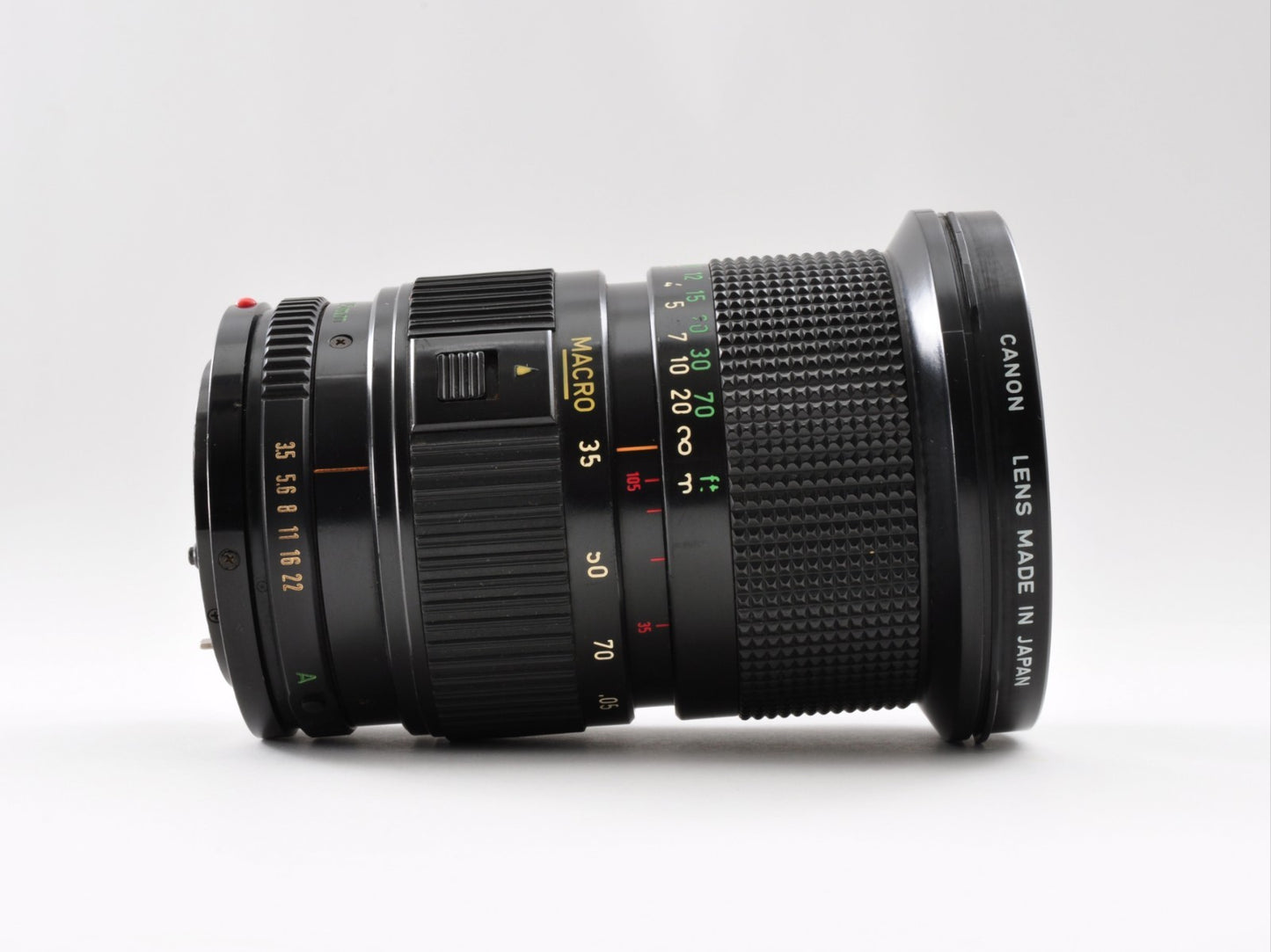 Canon New FD NFD 35-105mm f/3.5 MF Zoom Macro Lens w/Hood Excellent5 Japan 0312