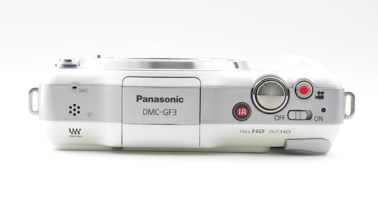 Panasonic LUMIX DMC-GF3 Digital Camera White Body Only Near Mint From Japan 0238