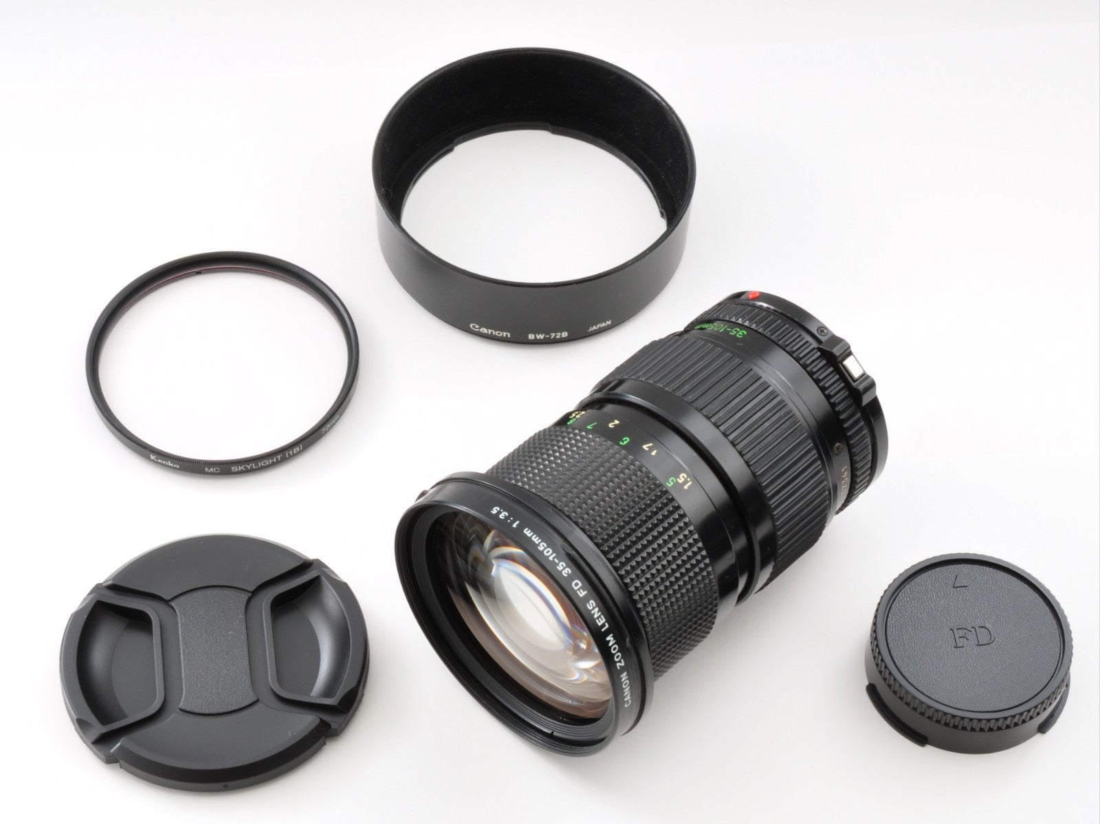 Canon New FD NFD 35-105mm f/3.5 MF Zoom Macro Lens w/Hood Excellent5 Japan 0312