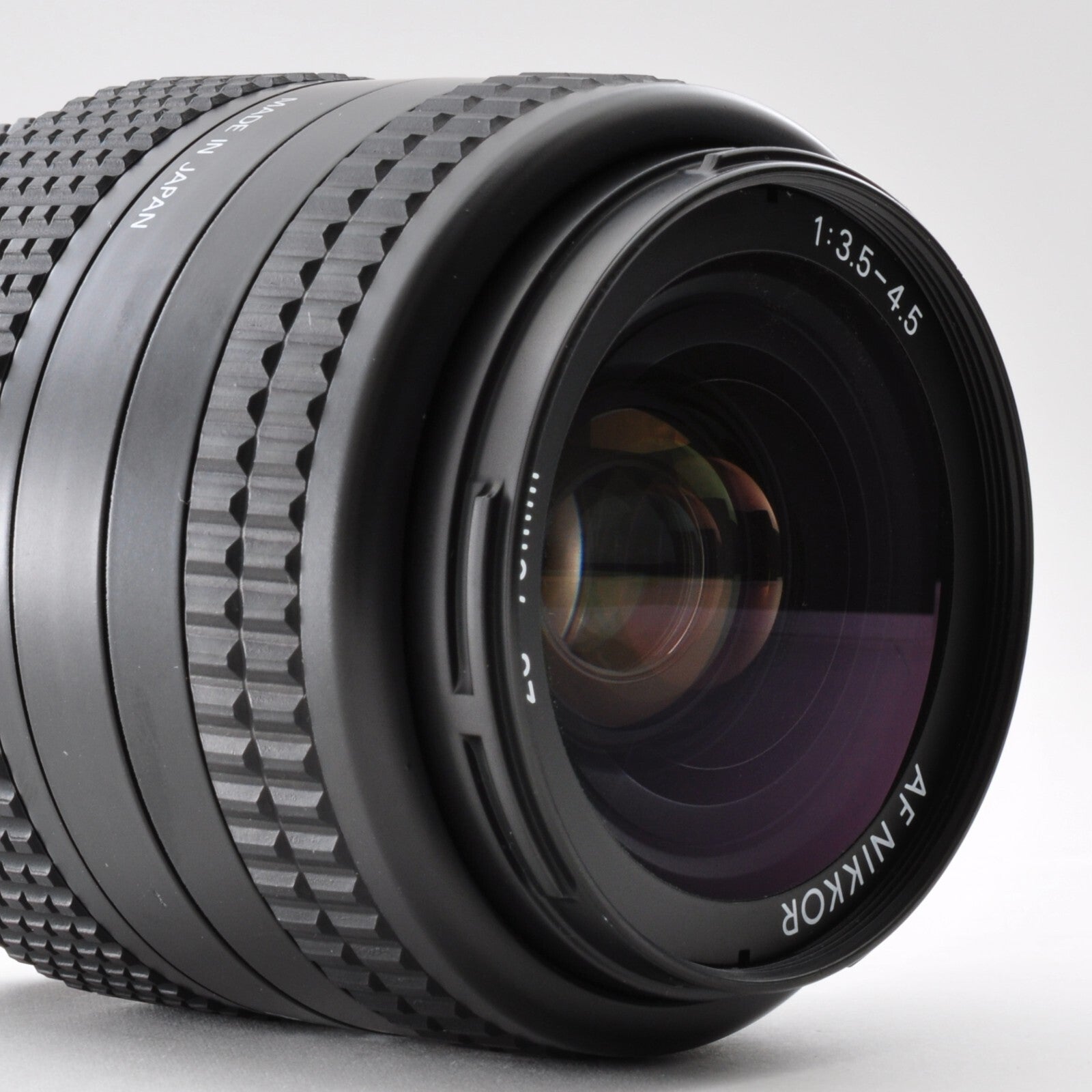 Nikon AF NIKKOR 28-70mm F/3.5-4.5 Auto Focus Zoom Lens Near Mint w/Filter Japan