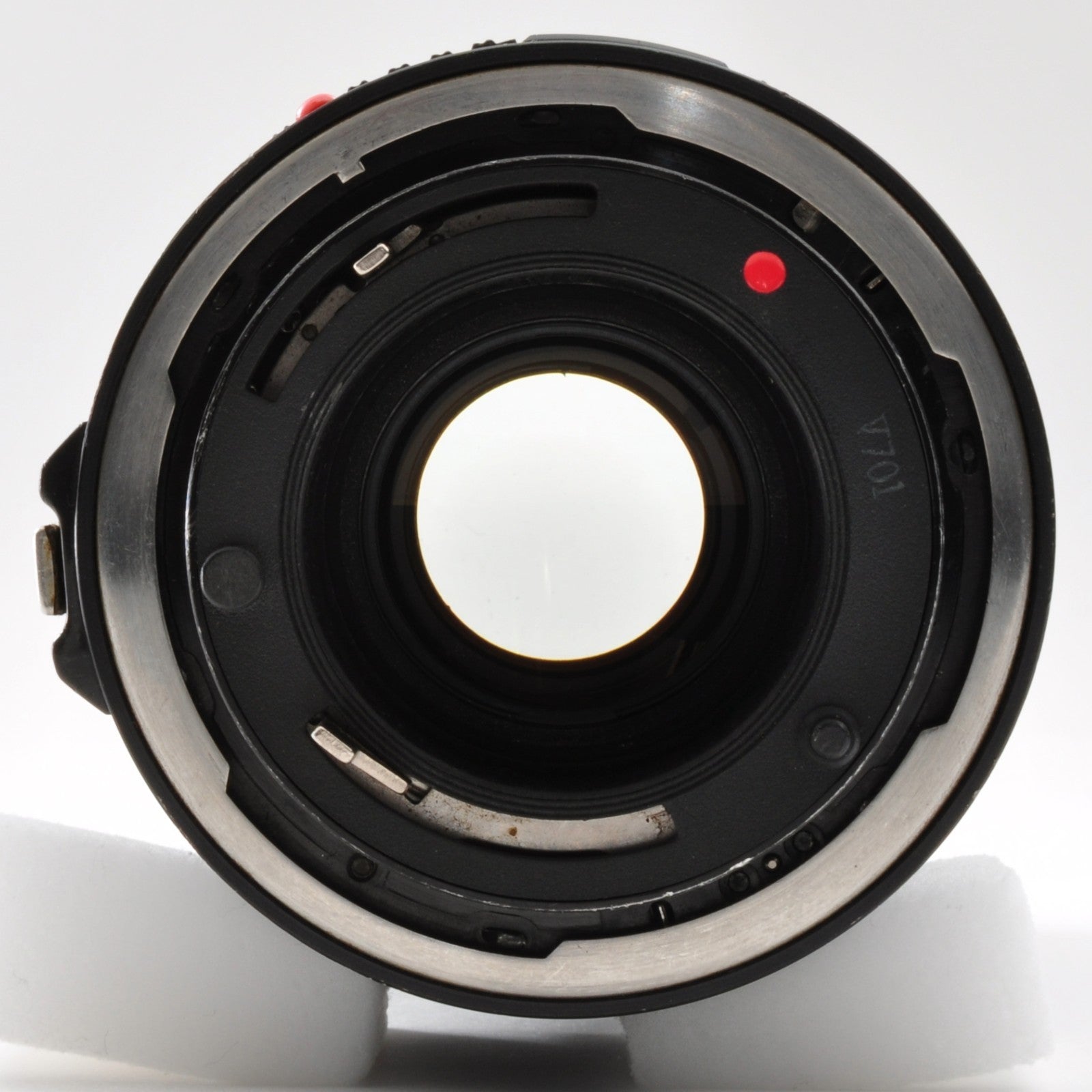 Canon New FD 35-105mm f/3.5 MF Zoom Macro Lens w/Hood | Excellent