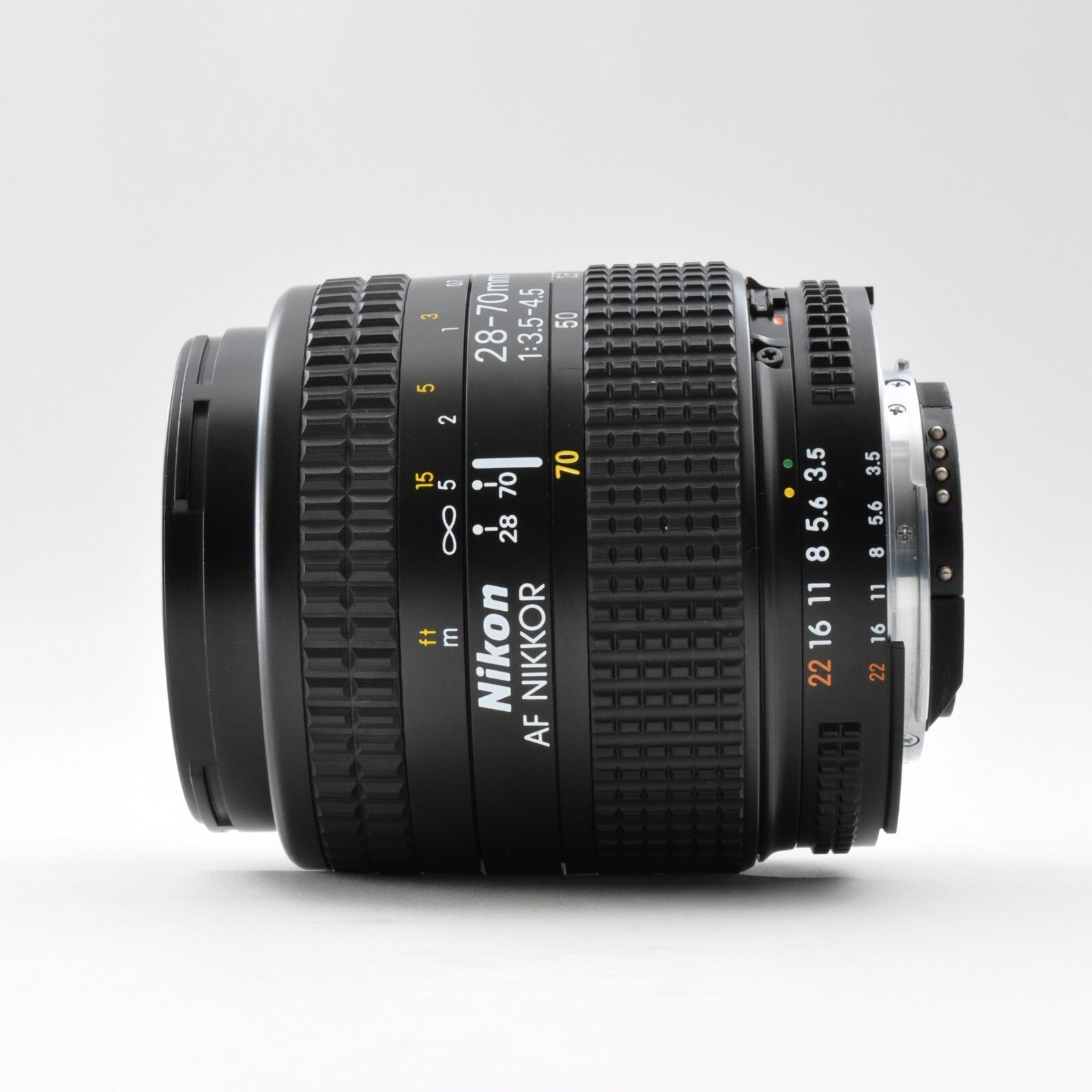 Nikon AF NIKKOR 28-70mm F/3.5-4.5 Auto Focus Zoom Lens Near Mint w/Filter Japan