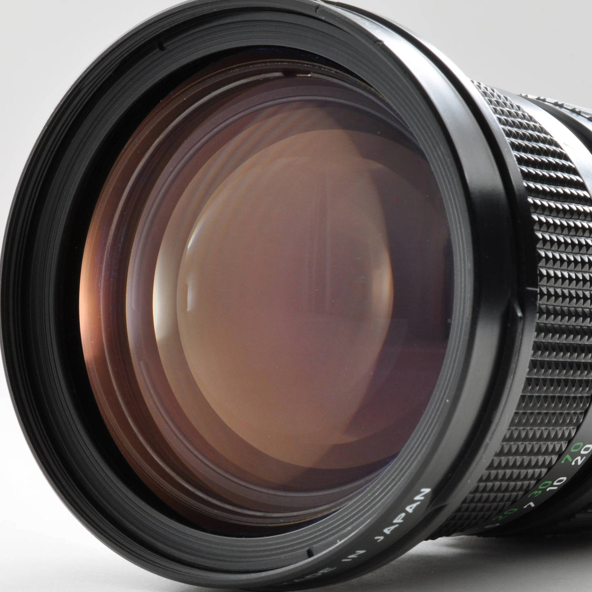 Canon New FD NFD 35-105mm f/3.5 MF Zoom Macro Lens w/Hood Near Mint From Japan 0326