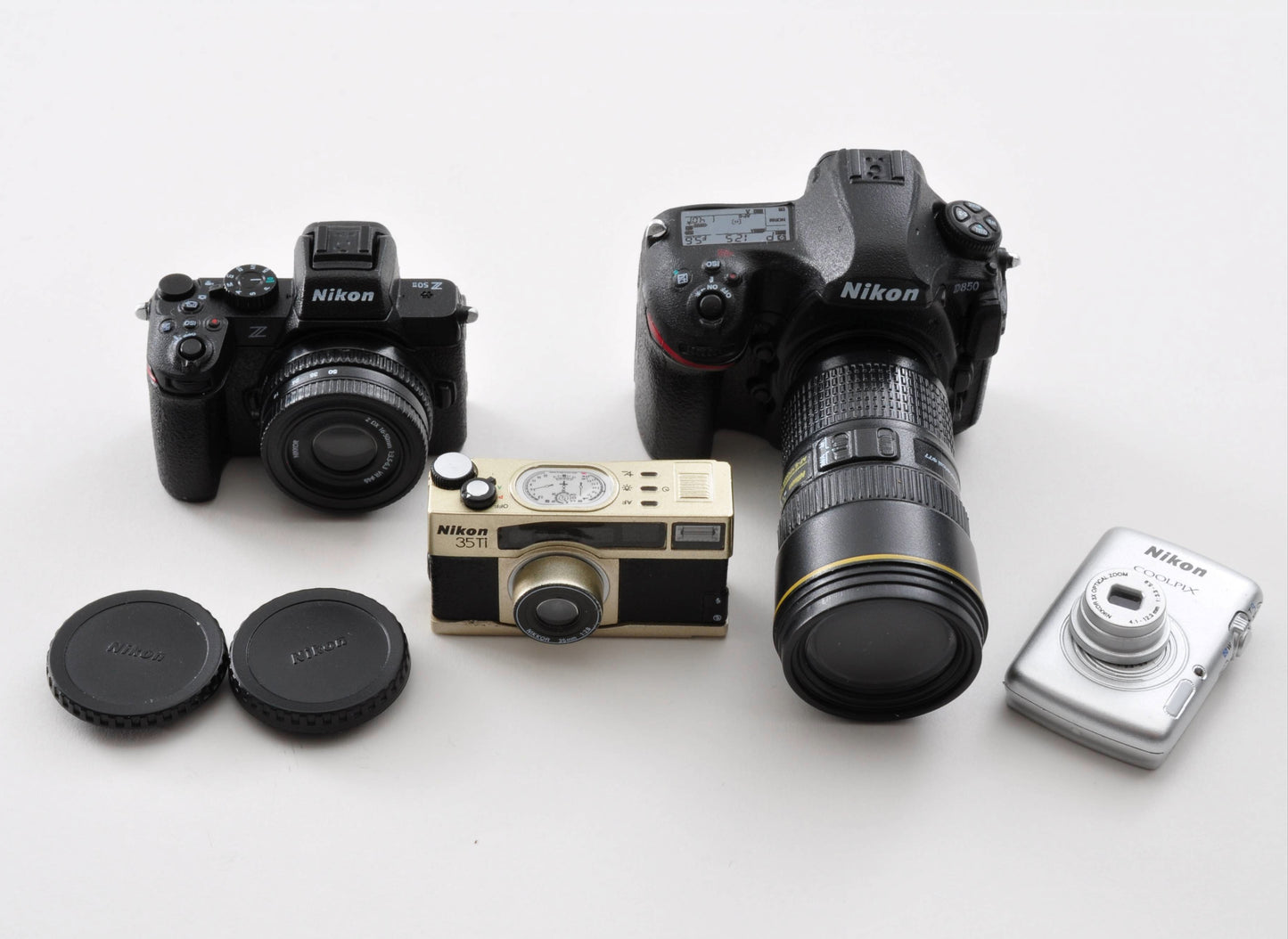Nikon Miniature Camera Collection 2 - Official Japanese Bandai Gashapon (4 Models / S01 Color Random)